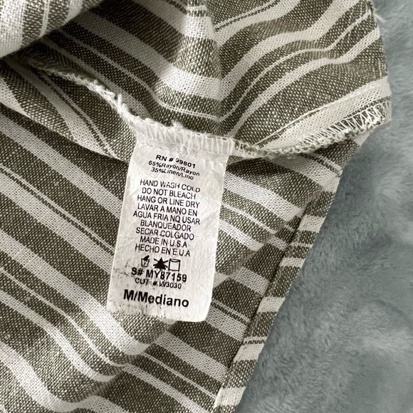 Spaghetti straps, Green & white striped jumper - Picture 4 of 4